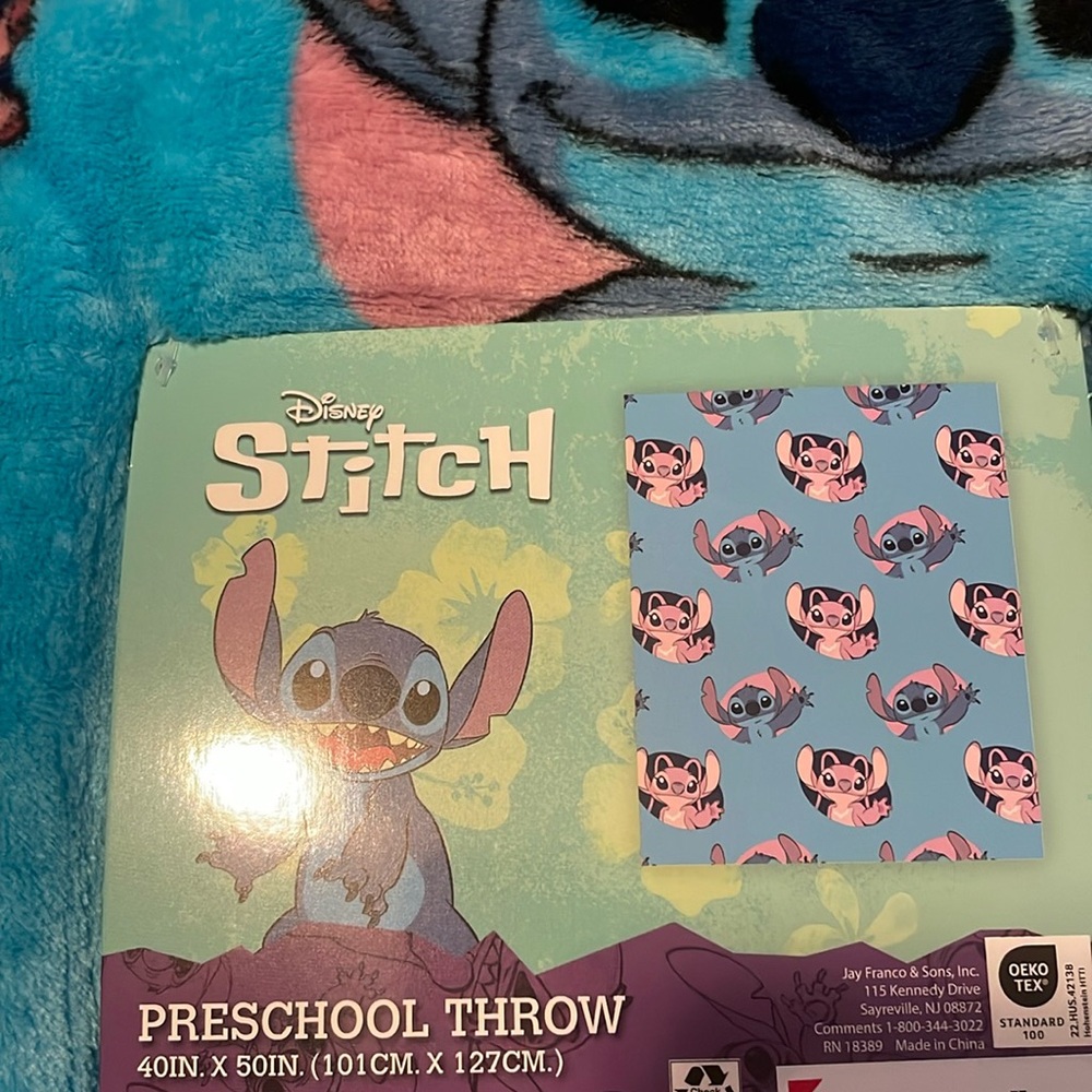 Stitch preschool throw - Picture 2 of 2